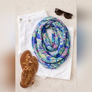 Lilly Pulitzer Infinity Scarf Toucan Play Print Vibrant Tropical Artsy 34"×36"